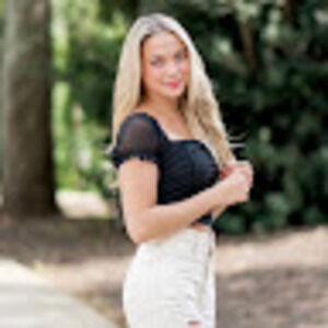 Meet your Posher, Nicole
